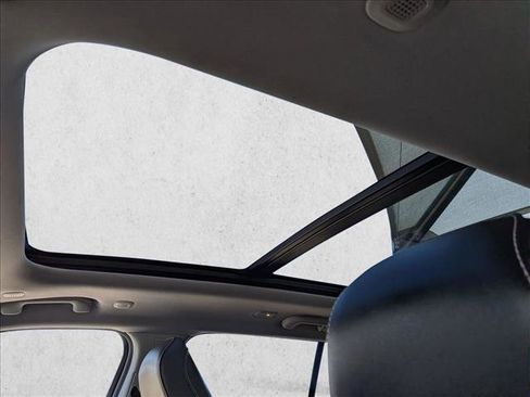 Used 2022 Jeep Grand Cherokee Limited 4xe image 18