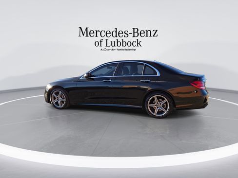 Used 2017 Mercedes-Benz E 300 image 6