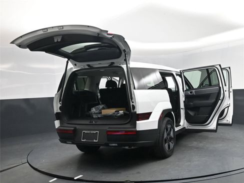 New 2026 Hyundai Santa Fe SE image 21