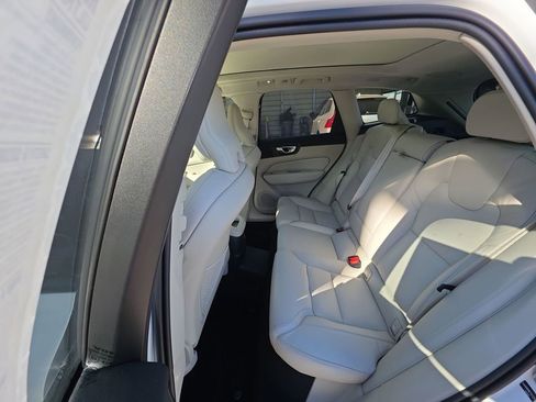 New 2026 Volvo XC60 T8 Ultra w/ Protection Package Premier image 22