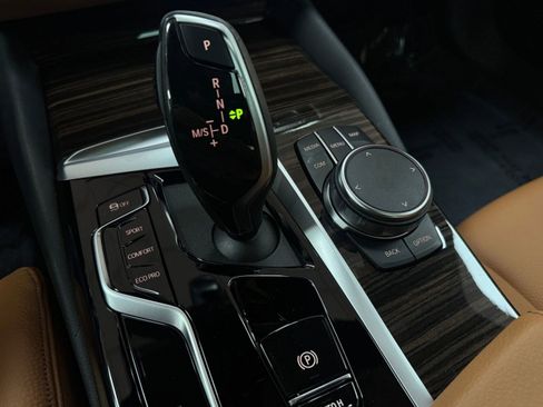 Certified 2023 BMW 540i xDrive w/ Premium Package image 13