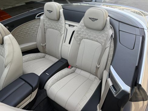 Used 2020 Bentley Continental GT V8 AWD/4WD image 23