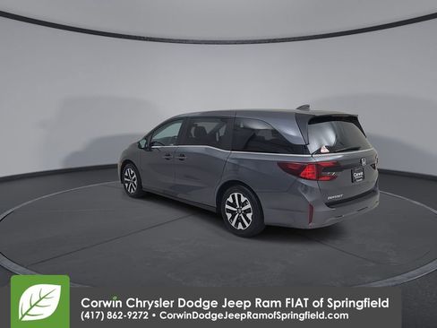 Used 2025 Honda Odyssey EX-L image 11