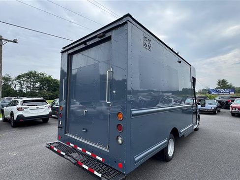 Used 2021 Ford Transit 350 DRW RWD image 27
