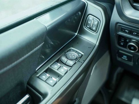Certified 2024 Ford F150 Lariat AWD/4WD image 28