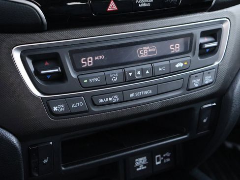 Used 2023 Honda Passport TrailSport image 23