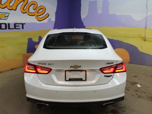 Used 2018 Chevrolet Malibu Premier w/ Premier Sport Package FWD image 7