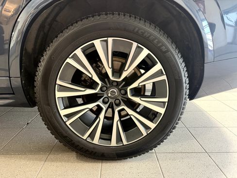 Used 2020 Volvo XC90 T5 Momentum AWD/4WD image 7
