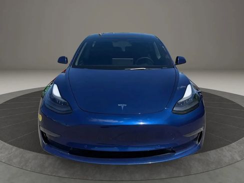 Used 2022 Tesla Model 3 Long Range AWD/4WD image 3