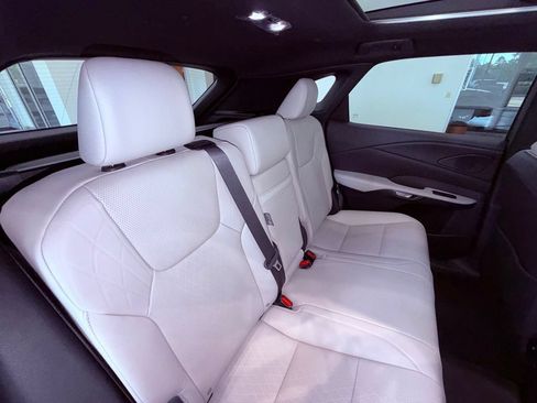 Used 2023 Lexus RX 350 Premium Plus w/ Cold Area Package FWD image 17