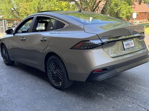 New 2026 Nissan Sentra SV w/ SV Convenience Package FWD image 20