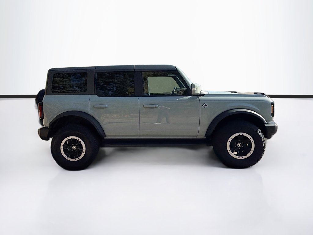 Used 2023 Ford Bronco Outer Banks w/ Sasquatch Package AWD/4WD image 4
