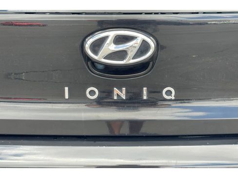 Used 2017 Hyundai Ioniq SEL w/ Tech Package 02 FWD image 15