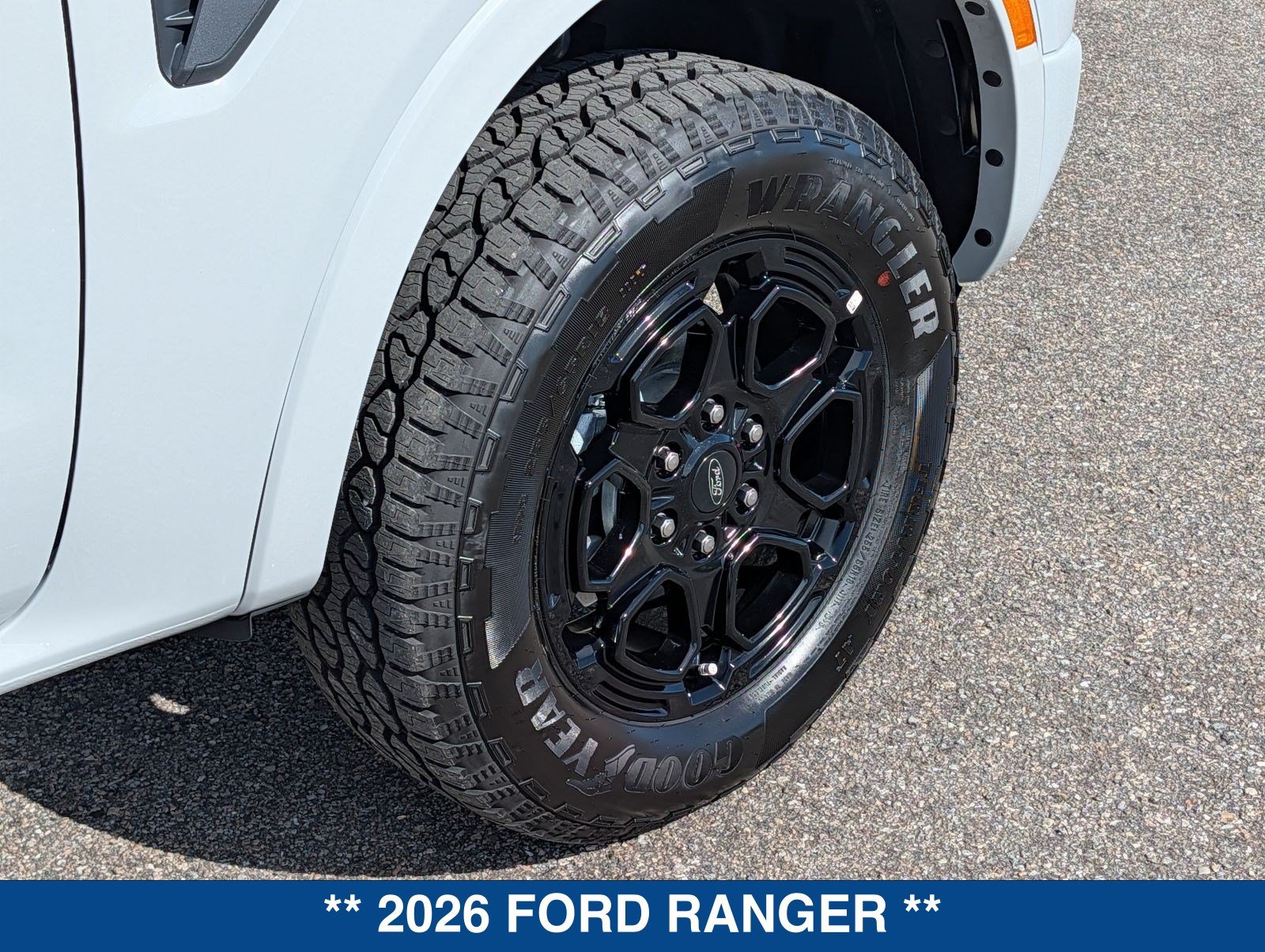 New 2026 Ford Ranger XLT w/ Black Appearance Package RWD image 14