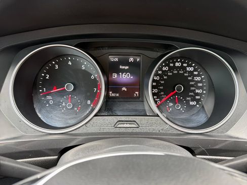 Certified 2020 Volkswagen Tiguan SE R-Line AWD/4WD image 18