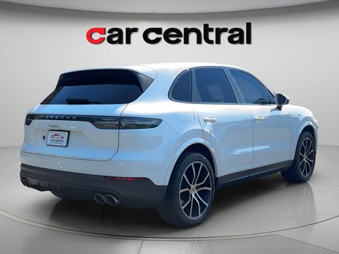 Used 2019 Porsche Cayenne S AWD/4WD image 6