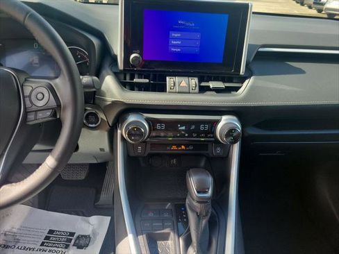Certified 2025 Toyota RAV4 XLE Premium FWD image 22