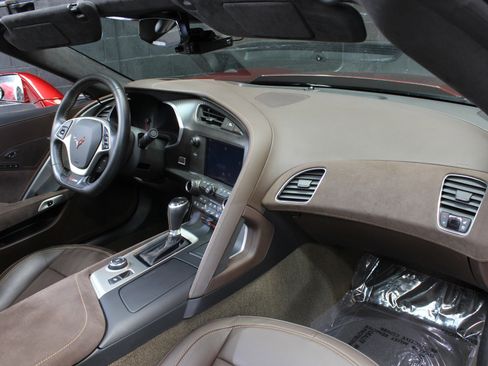 Used 2016 Chevrolet Corvette Z06 w/ 3LZ Preferred Equipment Group image 42