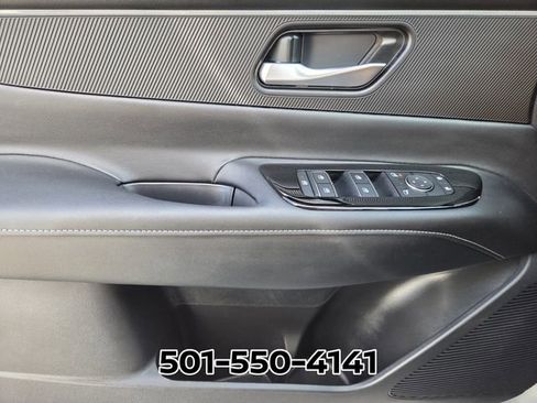 Used 2025 Nissan Murano SV FWD image 34