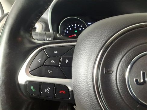 Used 2018 Jeep Compass Latitude w/ Popular Equipment Group image 26