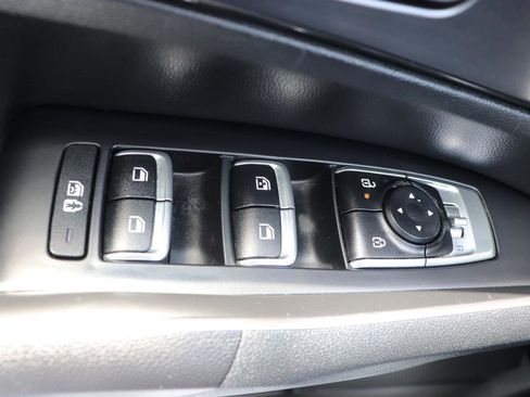 Used 2024 Kia Sorento S FWD image 50