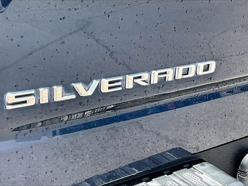 Used 2020 Chevrolet Silverado 1500 Custom w/ Custom Value Package AWD/4WD image 30