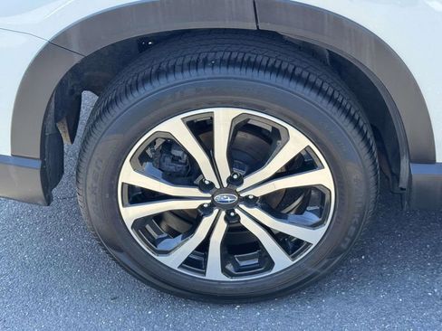 Used 2023 Subaru Forester Limited AWD/4WD image 7