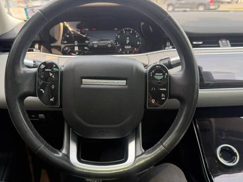 Used 2020 Land Rover Range Rover Evoque S AWD/4WD image 27