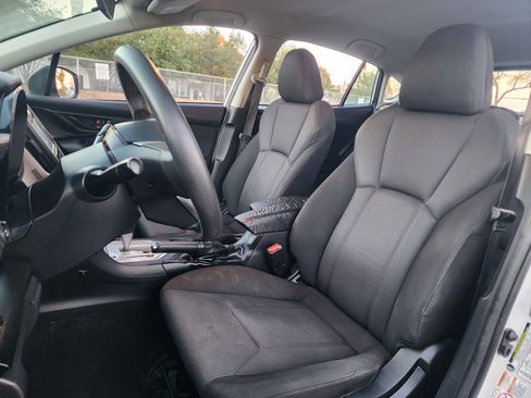 Used 2019 Subaru Impreza 2.0i image 23