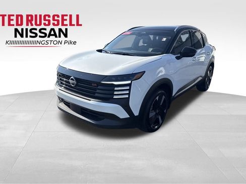 Used 2025 Nissan Kicks SR w/ Interior Electronics Package image 1