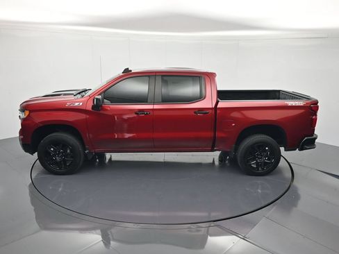 Used 2022 Chevrolet Silverado 1500 LT Trail Boss w/ LT Trail Boss Premium Package AWD/4WD image 37