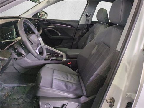 Certified 2025 Audi Q5 Premium Plus w/ Premium Plus image 17