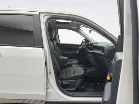 Used 2025 Ford Maverick Tremor image 19