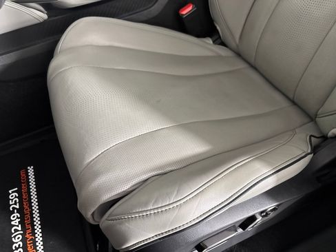 Used 2022 Acura MDX SH-AWD w/ Advance Package image 11