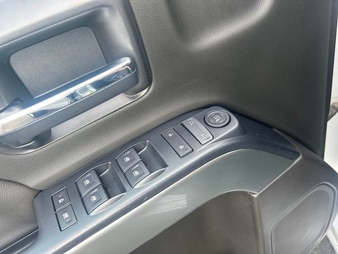 Used 2019 Chevrolet Silverado 1500 LT image 23