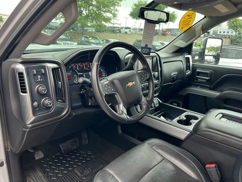 Used 2018 Chevrolet Silverado 2500 LTZ w/ Duramax Plus Package AWD/4WD image 18