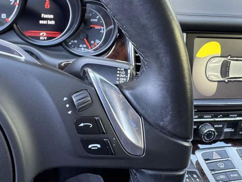 Used 2016 Porsche Panamera Turbo image 17