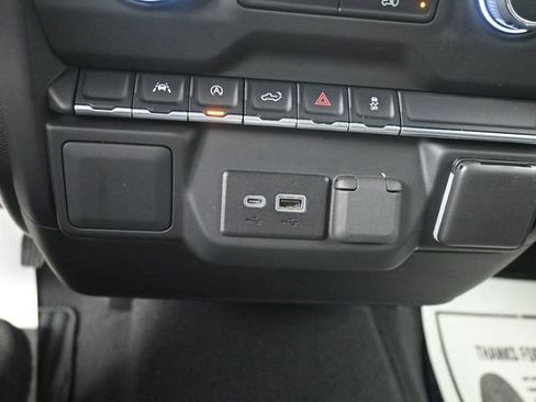 Used 2022 Chevrolet Silverado 1500 Custom w/ LPO, Dark Essentials Package image 12