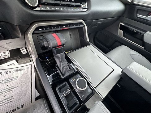 Used 2025 Toyota Sequoia Limited image 14