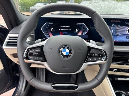 Used 2025 BMW 330i Sedan RWD image 18