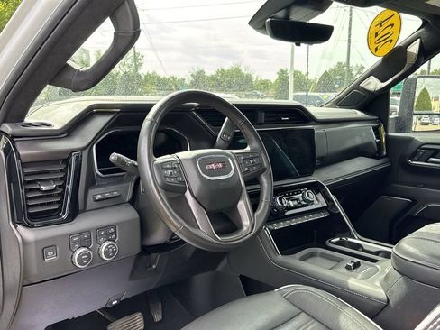Certified 2025 GMC Sierra 2500 AT4X w/ AT4X AEV Edition AWD/4WD image 23