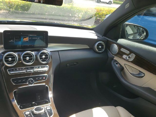Used 2020 Mercedes-Benz C 300 Sedan image 20