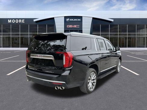 Used 2024 GMC Yukon XL Denali w/ Advanced Technology Package image 3
