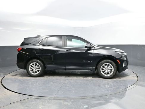Used 2023 Chevrolet Equinox LT image 12