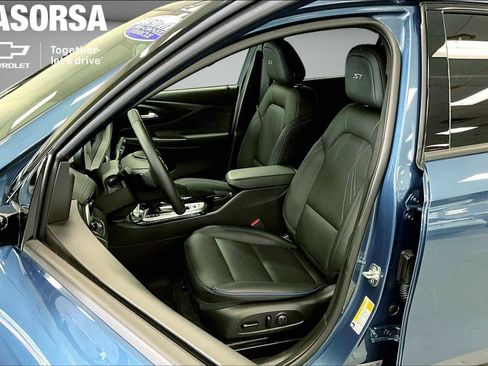 Certified 2024 Buick Envista Sport Touring w/ Convenience I Package FWD image 25