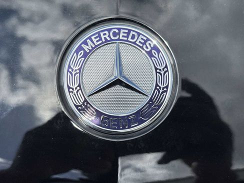 Used 2015 Mercedes-Benz GLK 350 4MATIC image 11