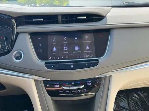 Used 2020 Cadillac XT5 Premium Luxury AWD/4WD image 24