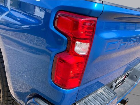 Certified 2022 Chevrolet Silverado 1500 Custom w/ LPO, Dark Essentials Package AWD/4WD image 29