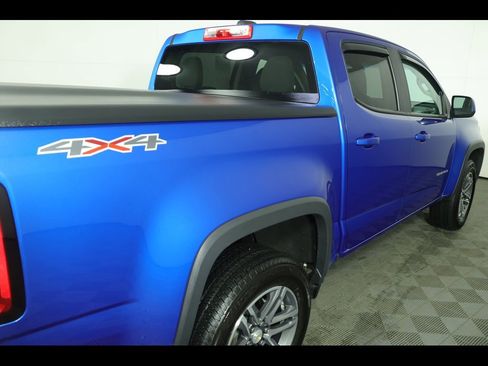 Used 2021 Chevrolet Colorado W/T w/ Custom Special Edition image 16