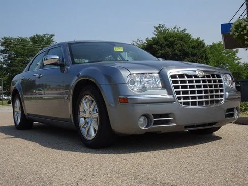 Used 2007 Chrysler 300 C RWD image 25